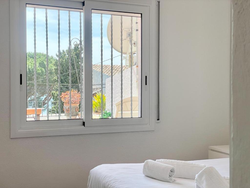 Apartamento Familiar En Canyelles Roses Buitenkant foto